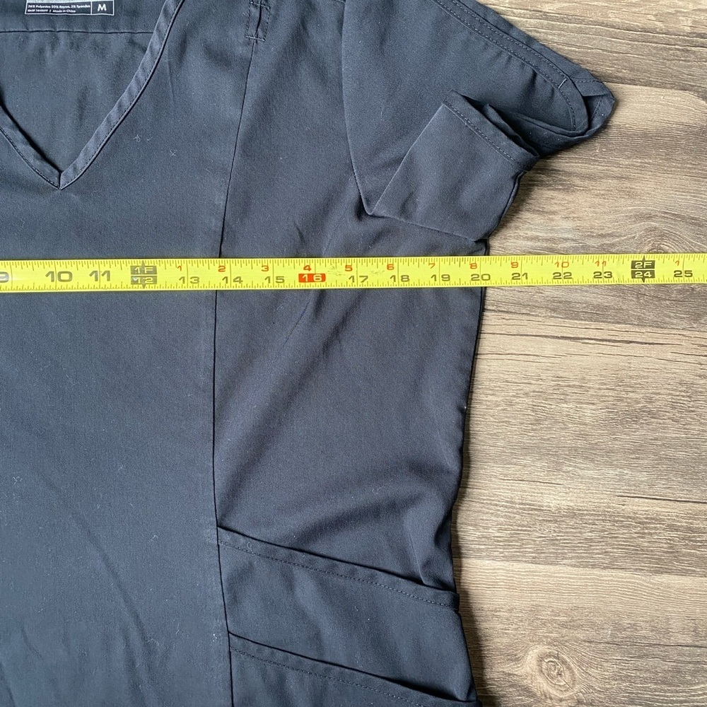 Adar Pro Women's Black Scrub Top Size M - Picture 3 of 8